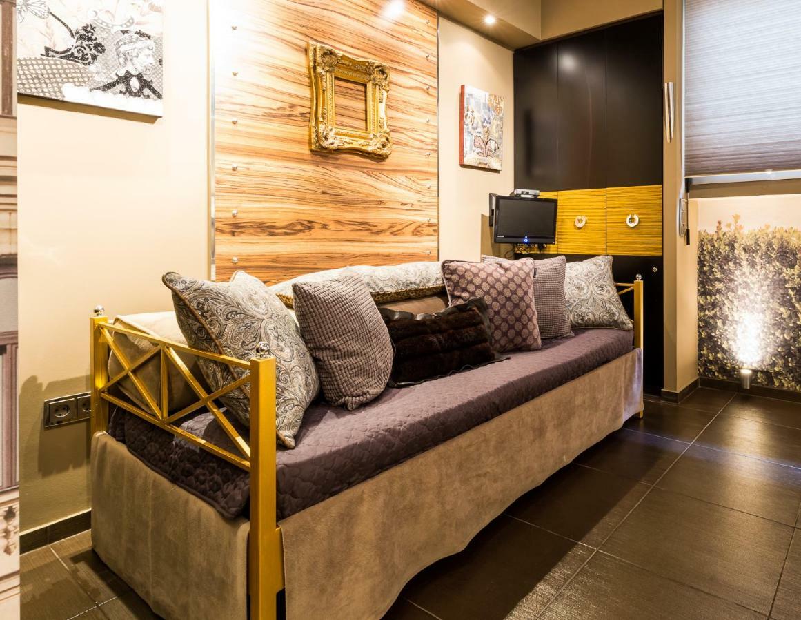 Outstanding Studio In Kolonaki Near The Metro Афины Экстерьер фото