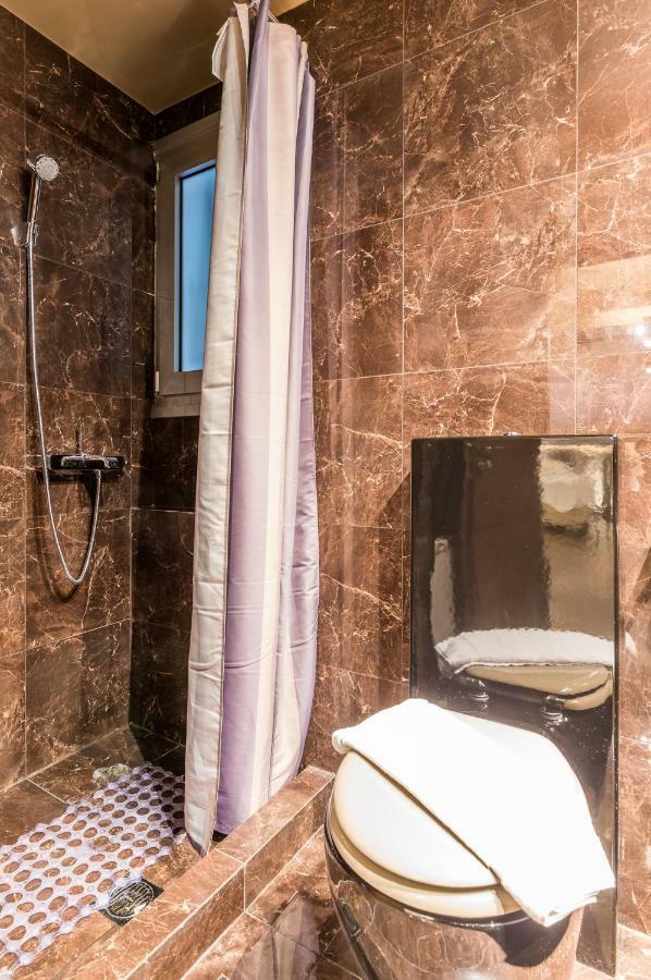 Outstanding Studio In Kolonaki Near The Metro Афины Экстерьер фото